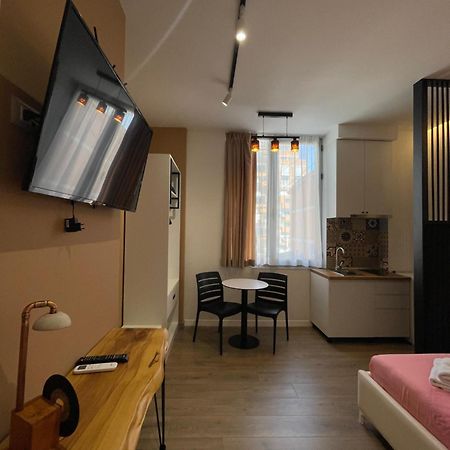 Apartamente Melodi Durrës Exteriör bild