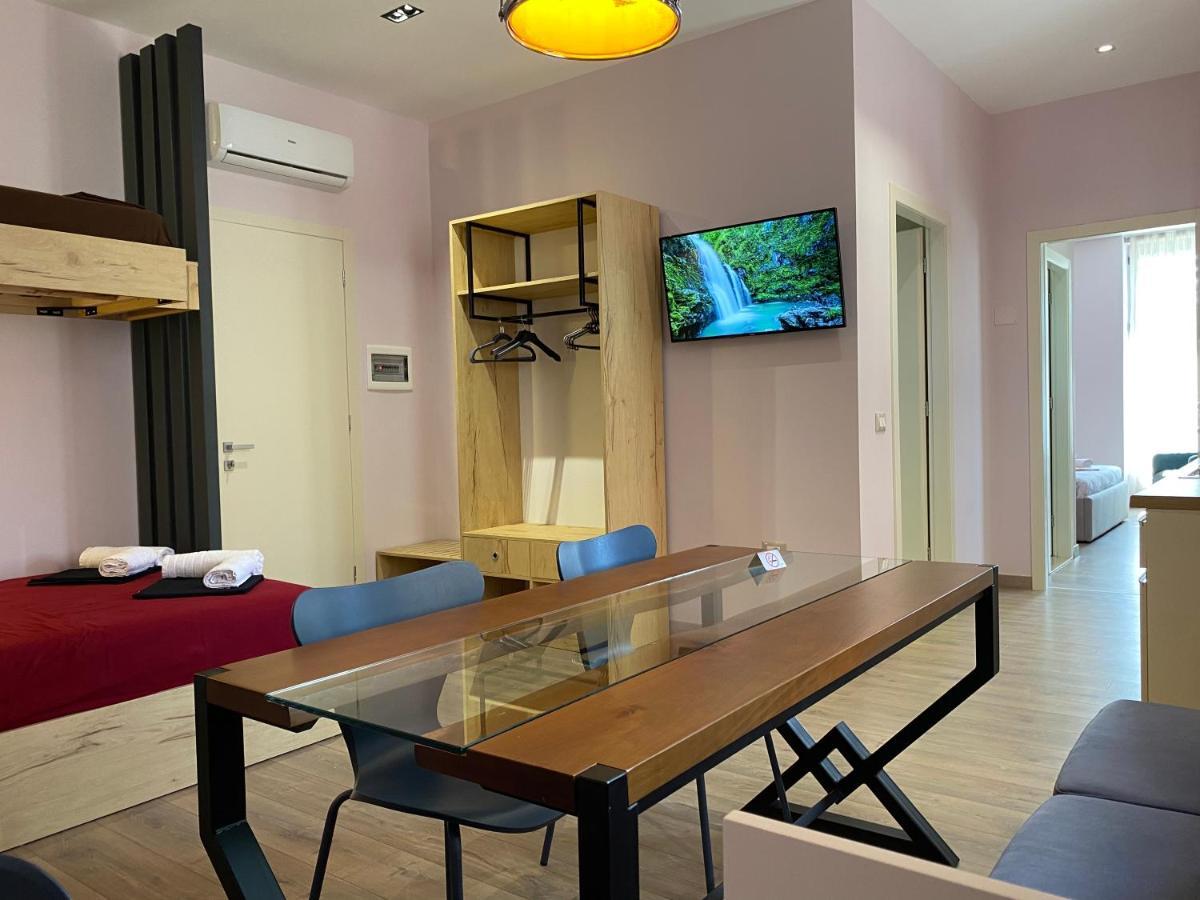 Apartamente Melodi Durrës Exteriör bild