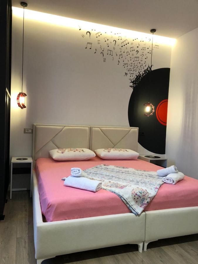 Apartamente Melodi Durrës Exteriör bild